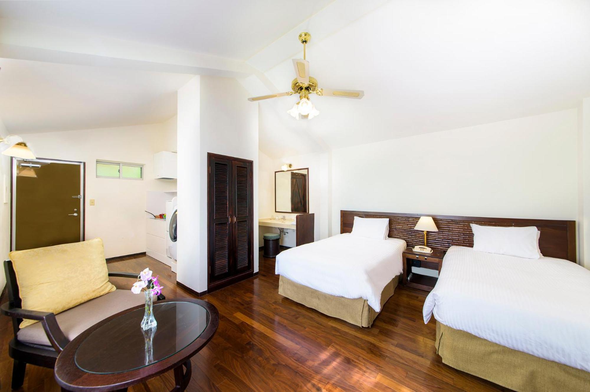 Coco Garden Resort Okinawa Uruma Exterior photo
